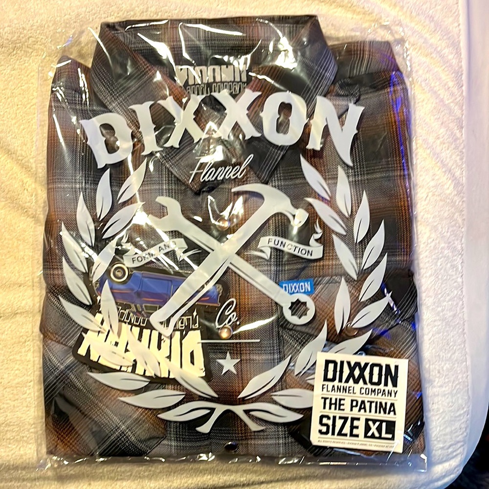 Mens XL Dixxon bamboo flannel The Patina
